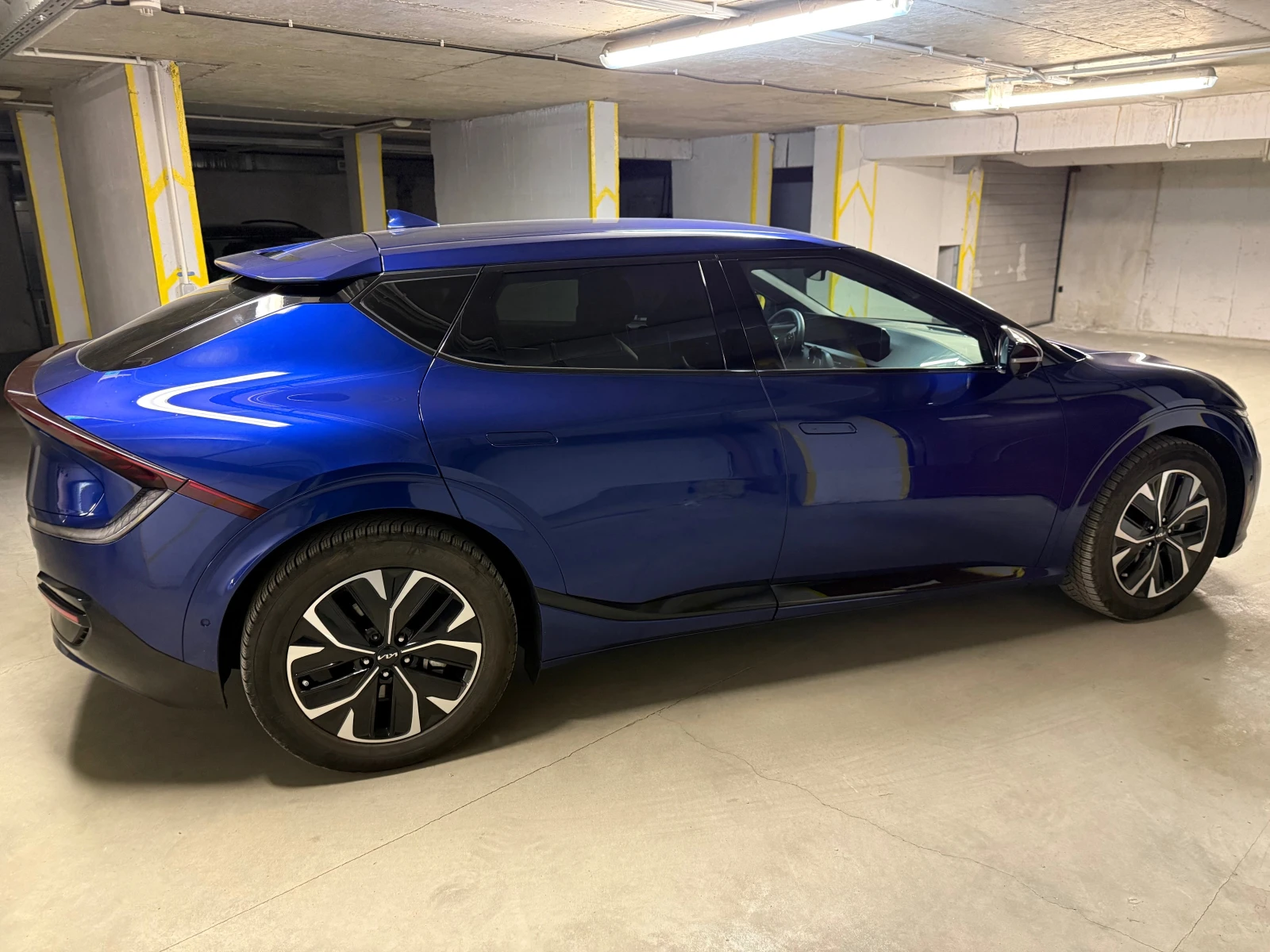 Kia EV6 Long Range AWD GT-Line, снимка 6 - Автомобили и джипове - 56404115