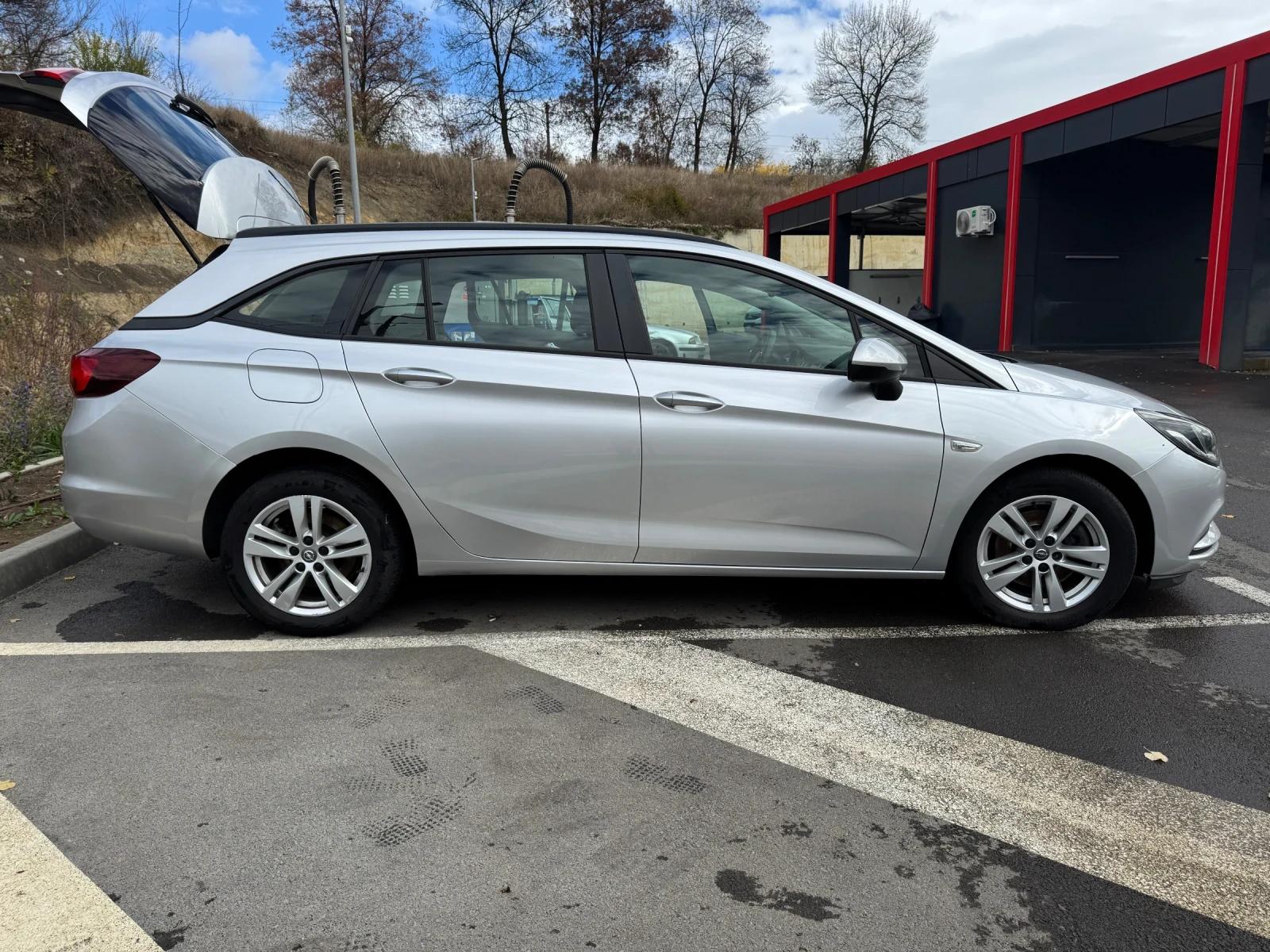 Opel Astra 1.6cdti, снимка 5 - Автомобили и джипове - 56735518