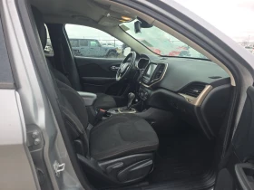 Jeep Cherokee, снимка 12
