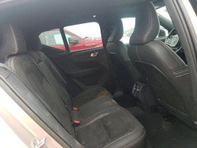 Volvo XC40 RECHARGE PLUS Twin Motor AWD, снимка 11