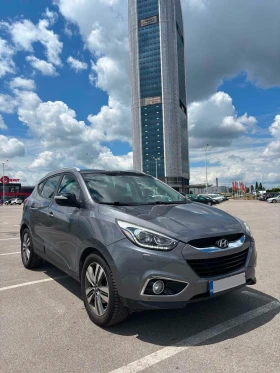 Обява за продажба на Hyundai IX35 88700км/2.0CRDI/4x4/FACELIFT/PANORAMA/AUTOMATIC ~26 100 лв. - изображение 1