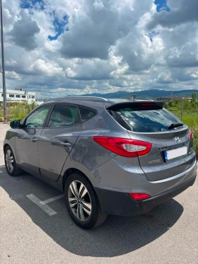 Обява за продажба на Hyundai IX35 88700км/2.0CRDI/4x4/FACELIFT/PANORAMA/AUTOMATIC ~26 100 лв. - изображение 3
