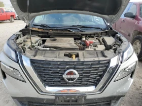 Nissan Rogue 1.5l Sv, снимка 11 - Автомобили и джипове - 53704552