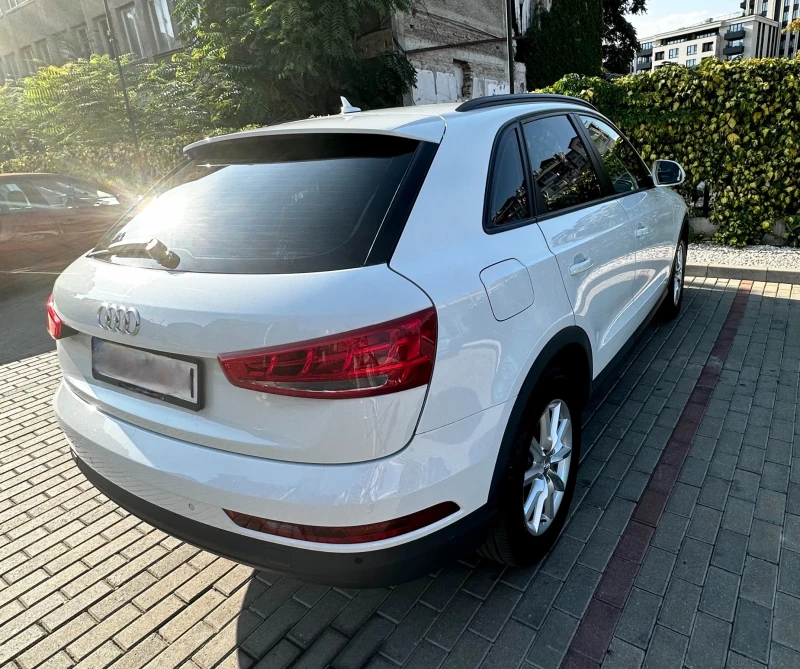 Audi Q3 Quattro , снимка 5 - Автомобили и джипове - 47390565