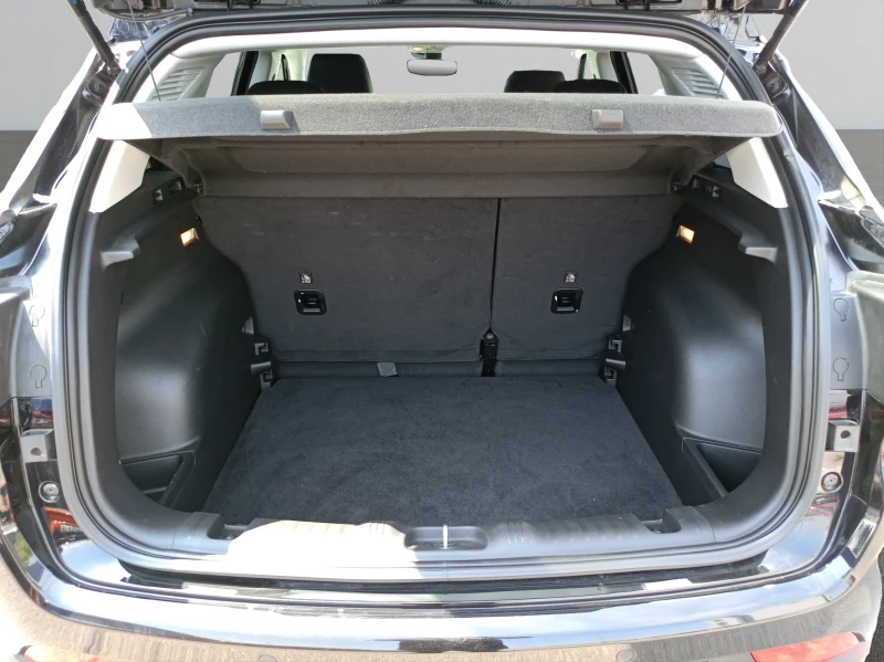 Jeep Compass LIMITED 1.5 e-Hybrid 48V Petrol 130 hp 7-DCT, снимка 14 - Автомобили и джипове - 52413242