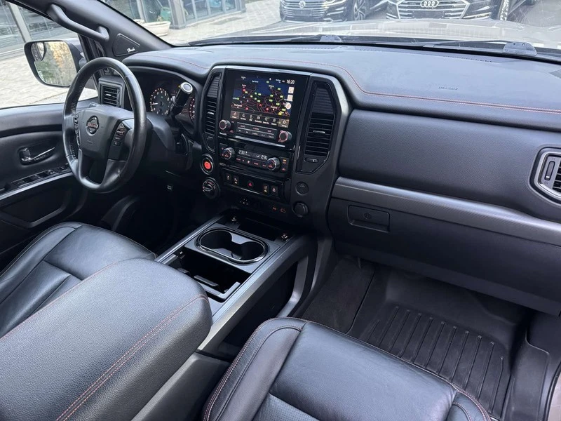 Nissan Titan crew cab PRO 4X, снимка 12 - Автомобили и джипове - 48138845