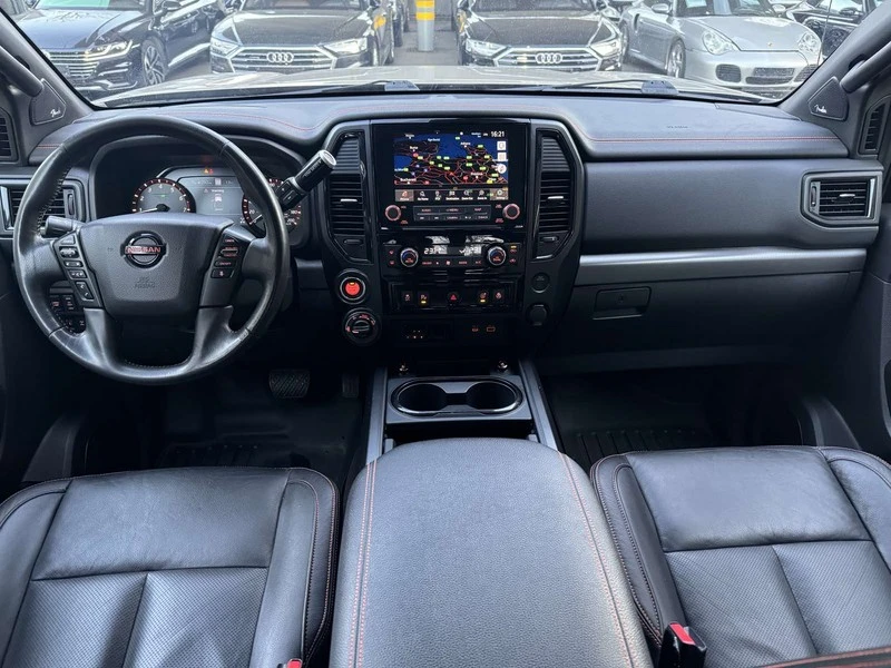 Nissan Titan crew cab PRO 4X, снимка 11 - Автомобили и джипове - 48138845