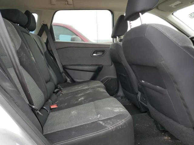 Nissan Rogue 1.5l Sv, снимка 9 - Автомобили и джипове - 53704552