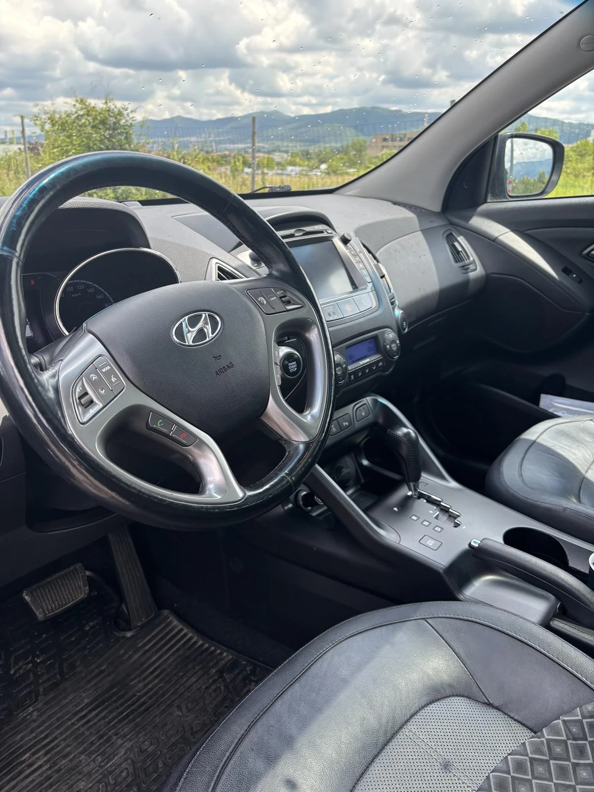 Hyundai IX35 88700км/2.0CRDI/4x4/FACELIFT/PANORAMA/AUTOMATIC - изображение 8