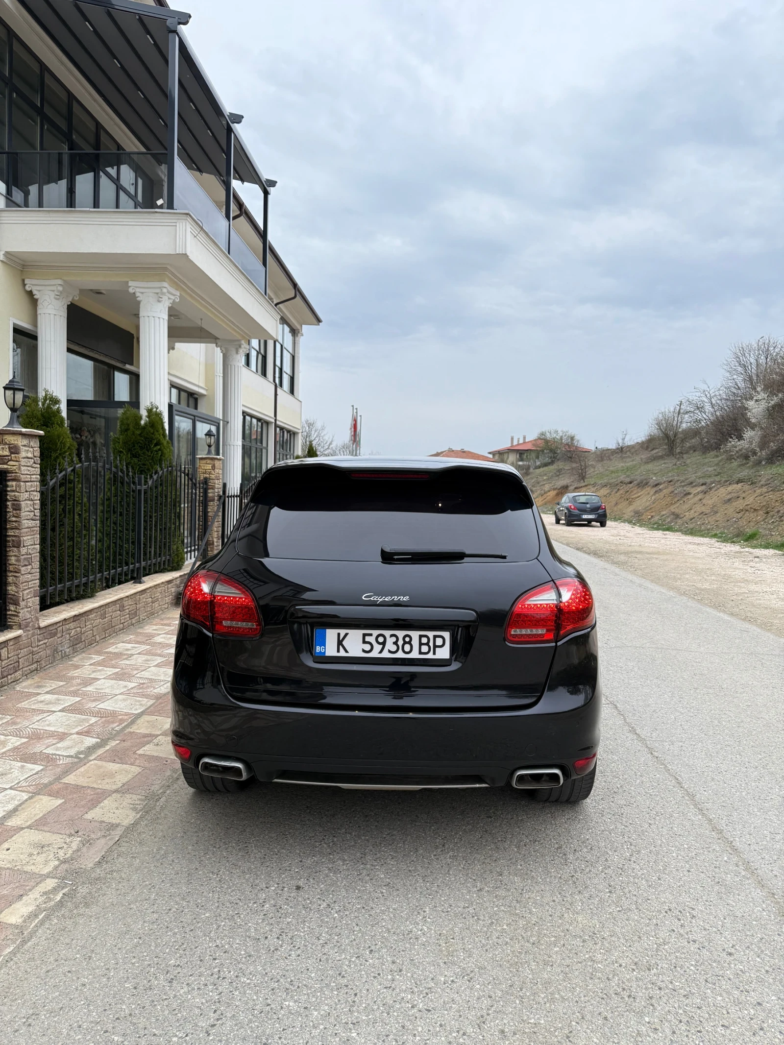 Porsche Cayenne 3.0  - изображение 2