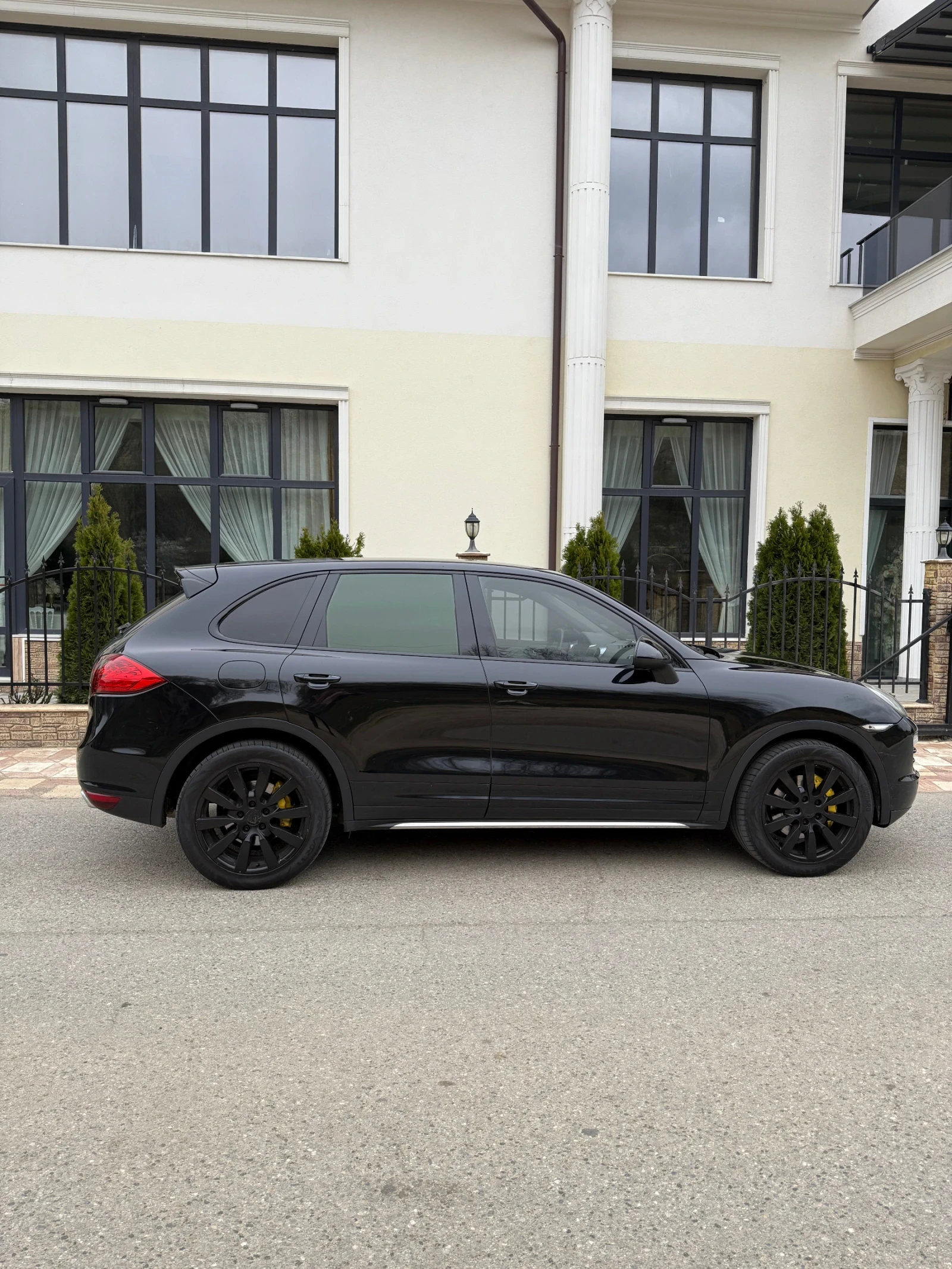 Porsche Cayenne 3.0  - изображение 5