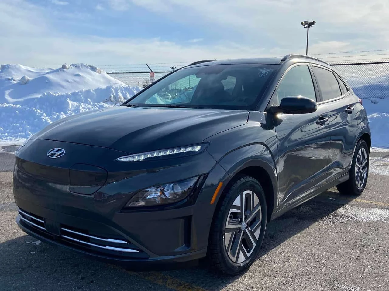 Hyundai Kona Preferred  CARFAX | Mobile.bg � ����������� 1