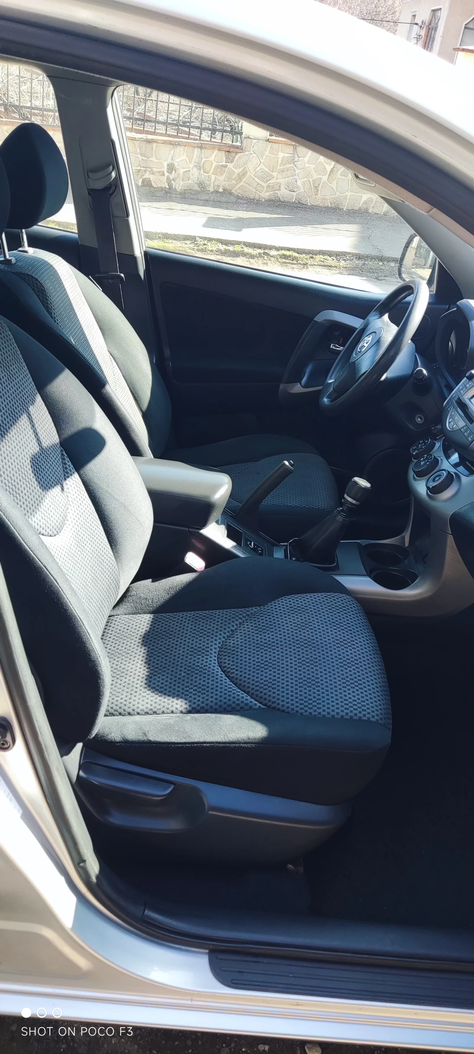 Toyota Rav4 2.2D4D 136, снимка 9 - Автомобили и джипове - 53775190