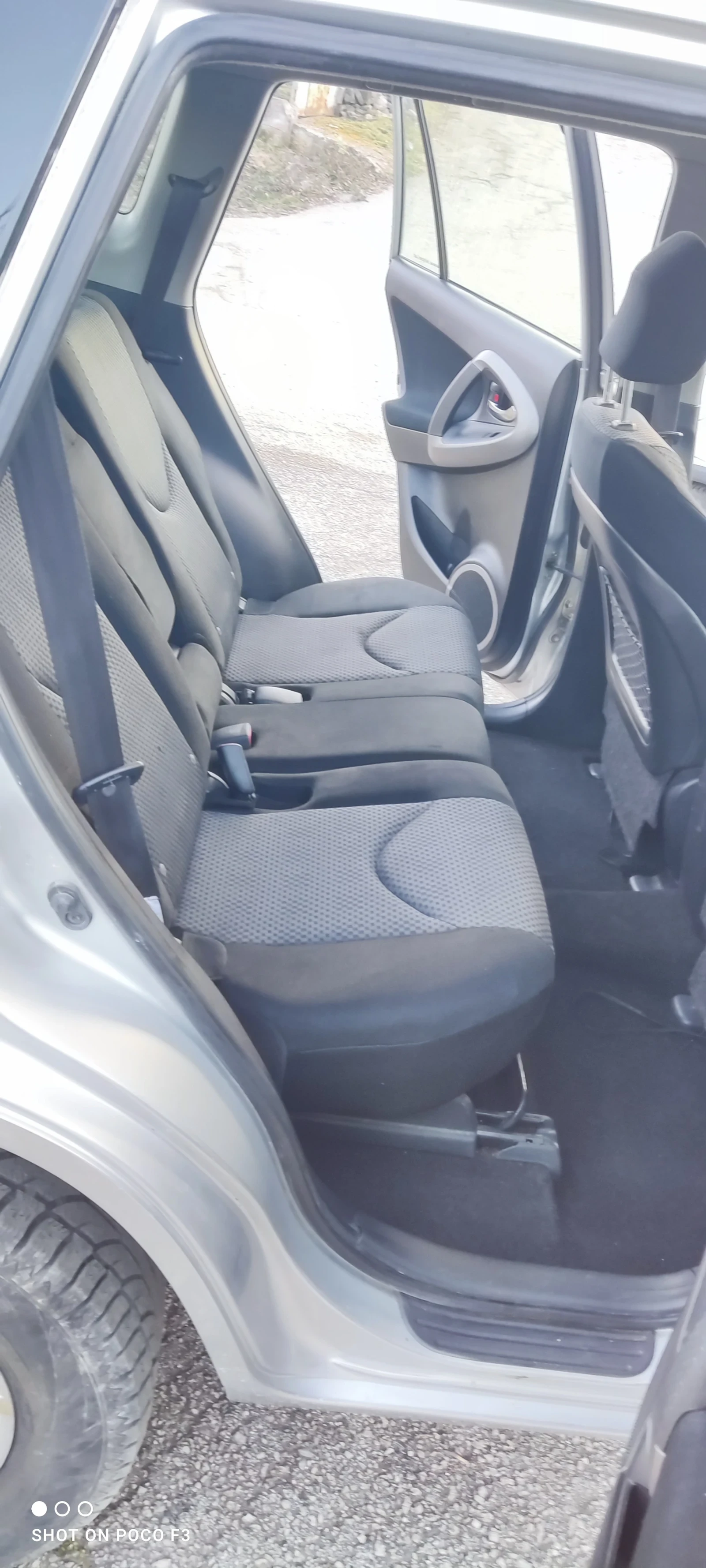 Toyota Rav4 2.2D4D 136, снимка 7 - Автомобили и джипове - 53775190