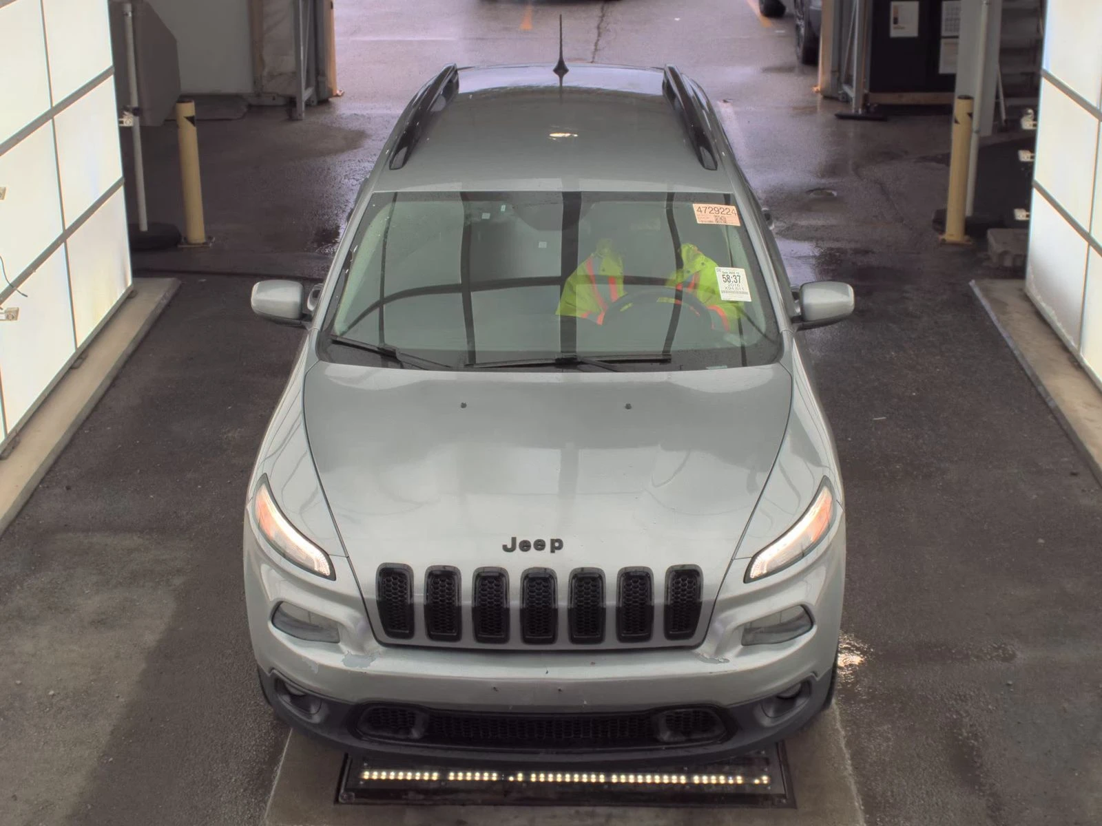 Jeep Cherokee, снимка 4 - Автомобили и джипове - 53875172