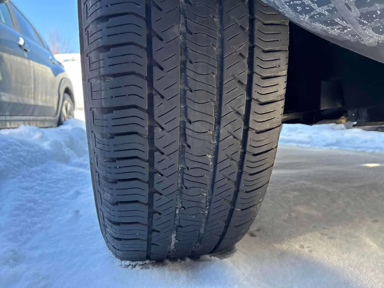 Jeep Compass * Trailhawk Elite * CARFAX * КАМЕРА * ПОДГРЕВИ, снимка 15 - Автомобили и джипове - 53946533