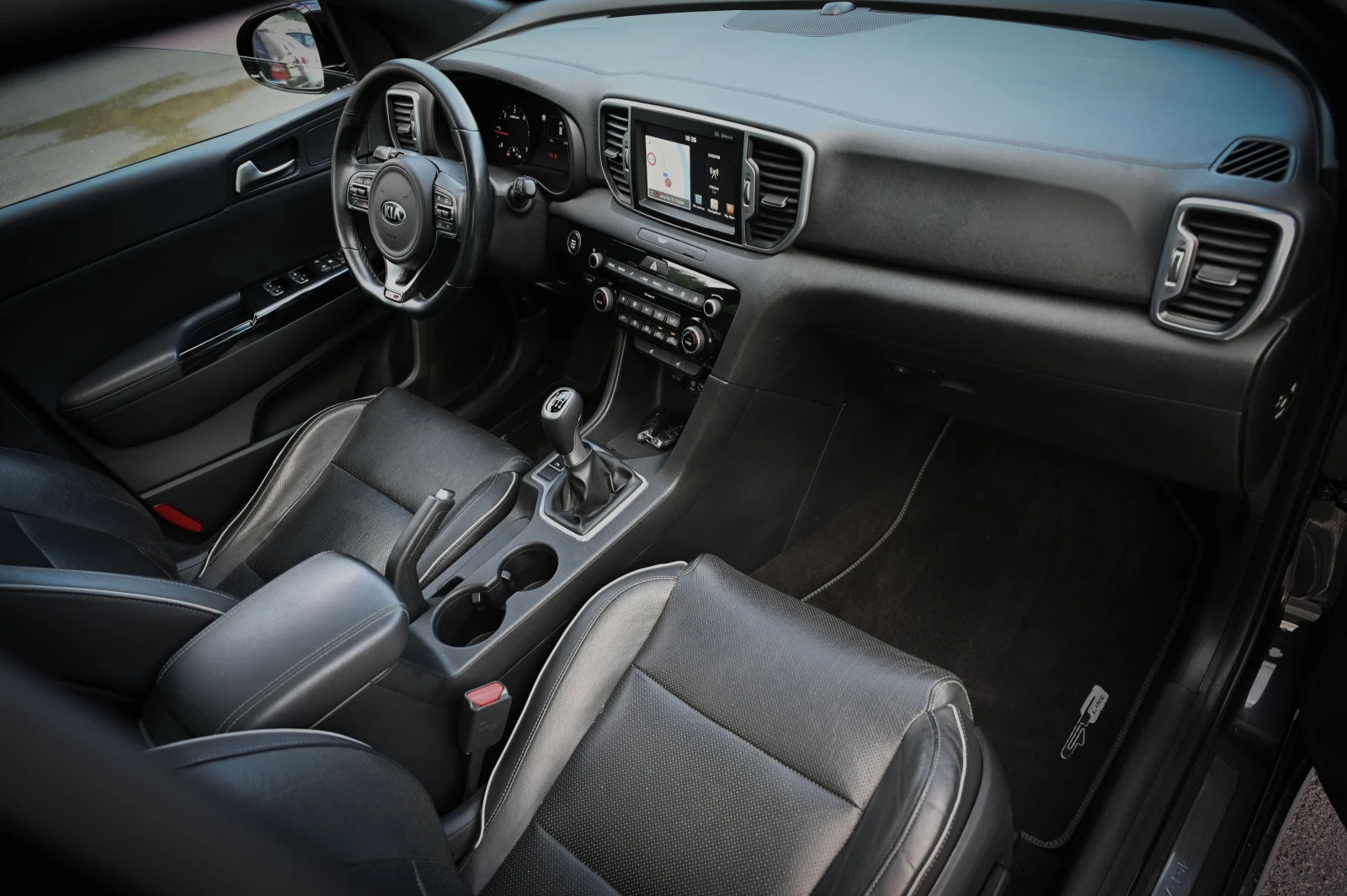 Kia Sportage 2.0CRDI/4x4/ GT-line, снимка 11 - Автомобили и джипове - 54519249