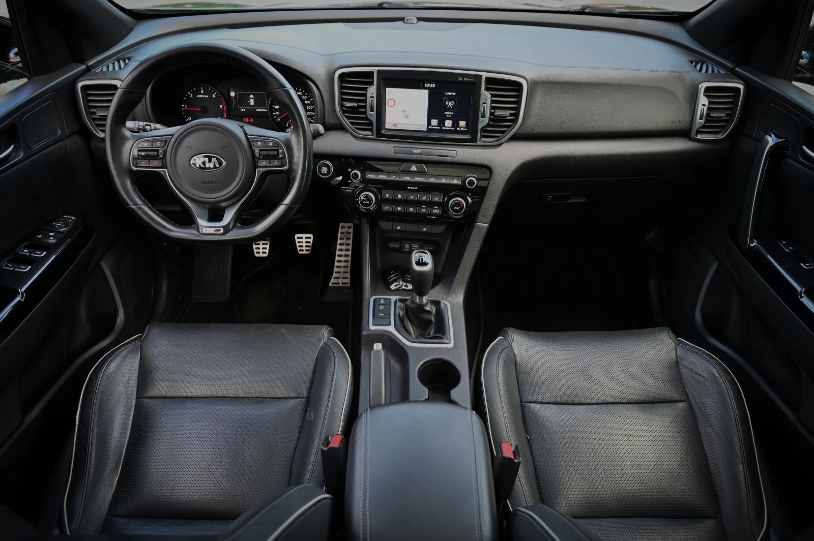 Kia Sportage 2.0CRDI/4x4/ GT-line, снимка 10 - Автомобили и джипове - 54519249