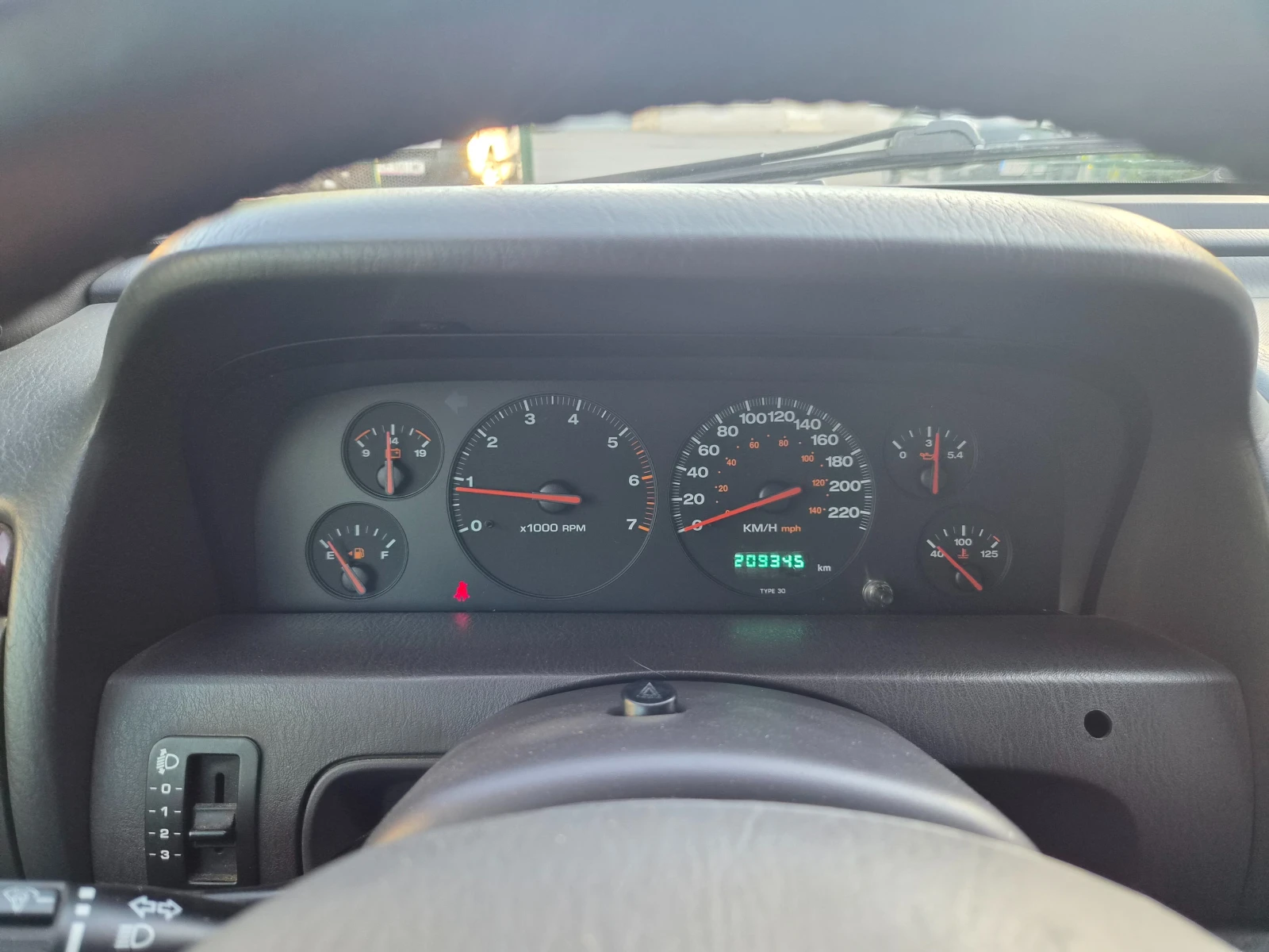 Jeep Grand cherokee 4, 7 с Газ, снимка 12 - Автомобили и джипове - 54735930