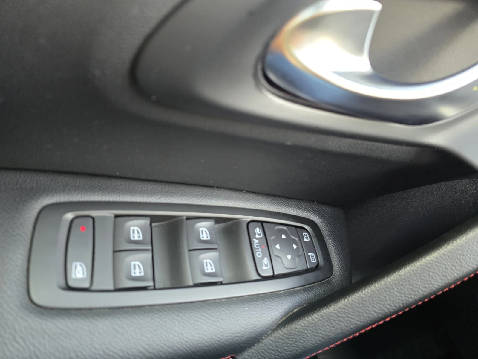 Renault Kadjar 1.3 Tce 160 EDC, снимка 10 - Автомобили и джипове - 55253875