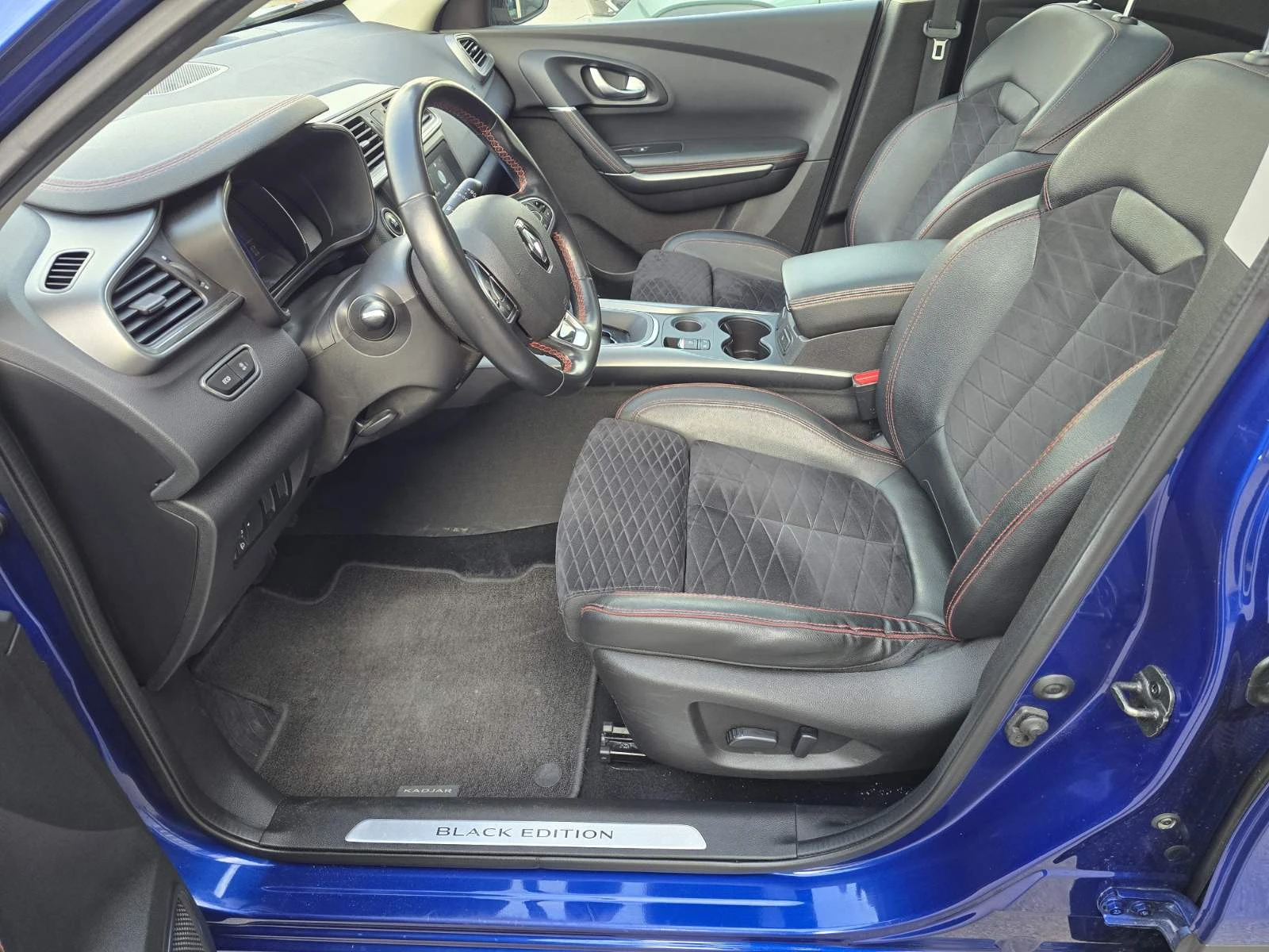 Renault Kadjar 1.3 Tce 160 EDC, снимка 11 - Автомобили и джипове - 55253875