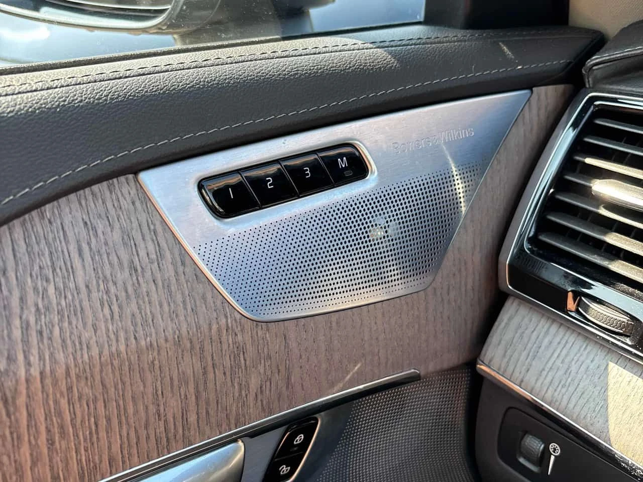Volvo Xc90 * Inscription * CARFAX * ЦЕНА ДО БГ, снимка 12 - Автомобили и джипове - 55478614