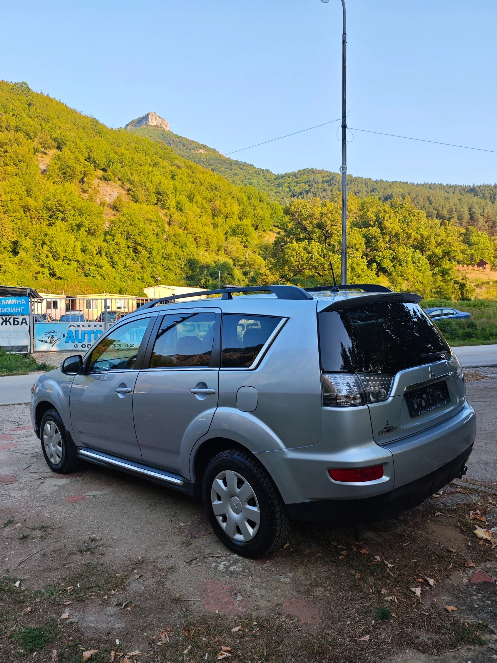 Mitsubishi Outlander 2.2ТДИ 4WD, снимка 5 - Автомобили и джипове - 55901583