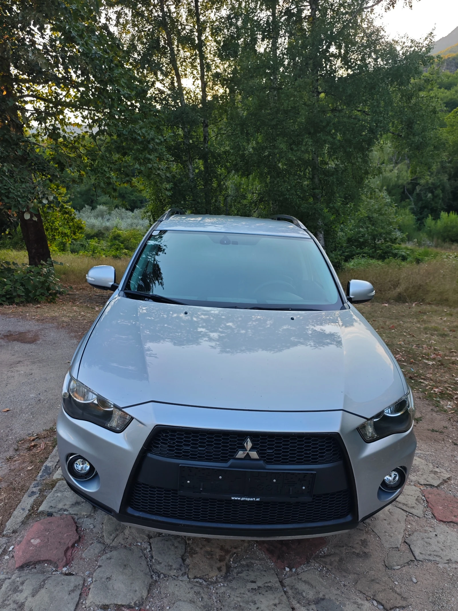 Mitsubishi Outlander 2.2ТДИ 4WD, снимка 10 - Автомобили и джипове - 55901583