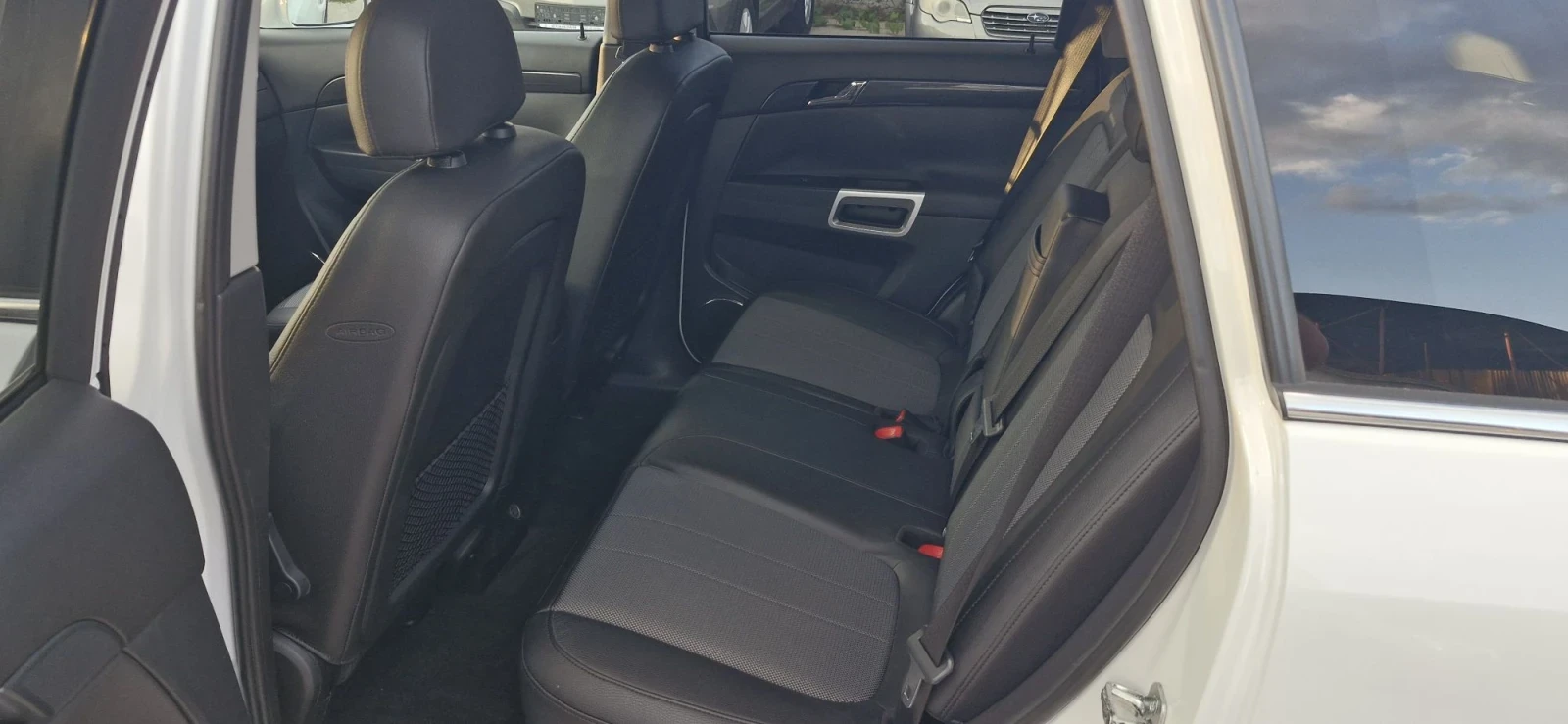 Opel Antara 2.4i 4x4 167hp, снимка 15 - Автомобили и джипове - 56059958