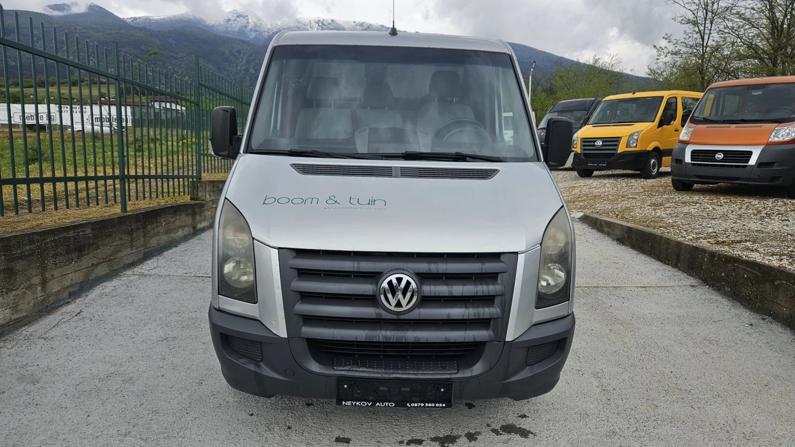 VW Crafter 5 Цилиндъра, снимка 2 - Бусове и автобуси - 54383970