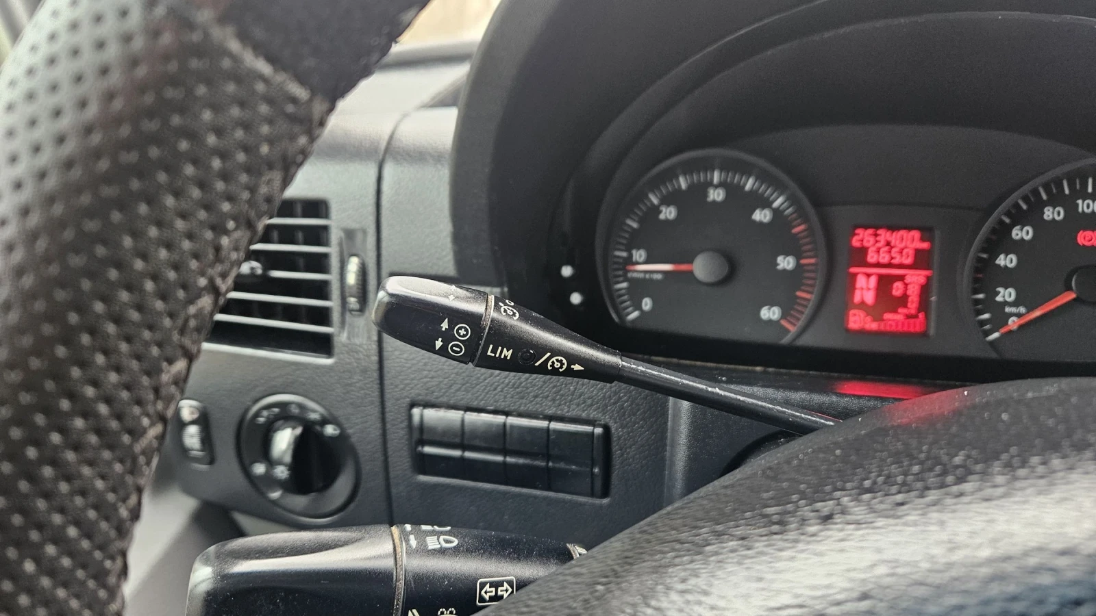 VW Crafter 5 Цилиндъра, снимка 11 - Бусове и автобуси - 54383970