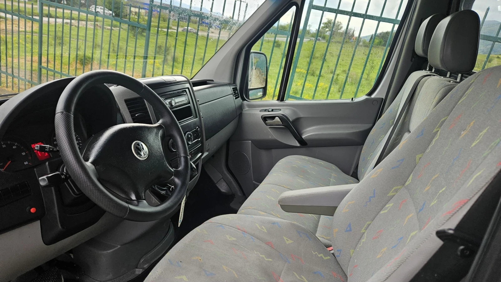 VW Crafter 5 Цилиндъра, снимка 10 - Бусове и автобуси - 54383970