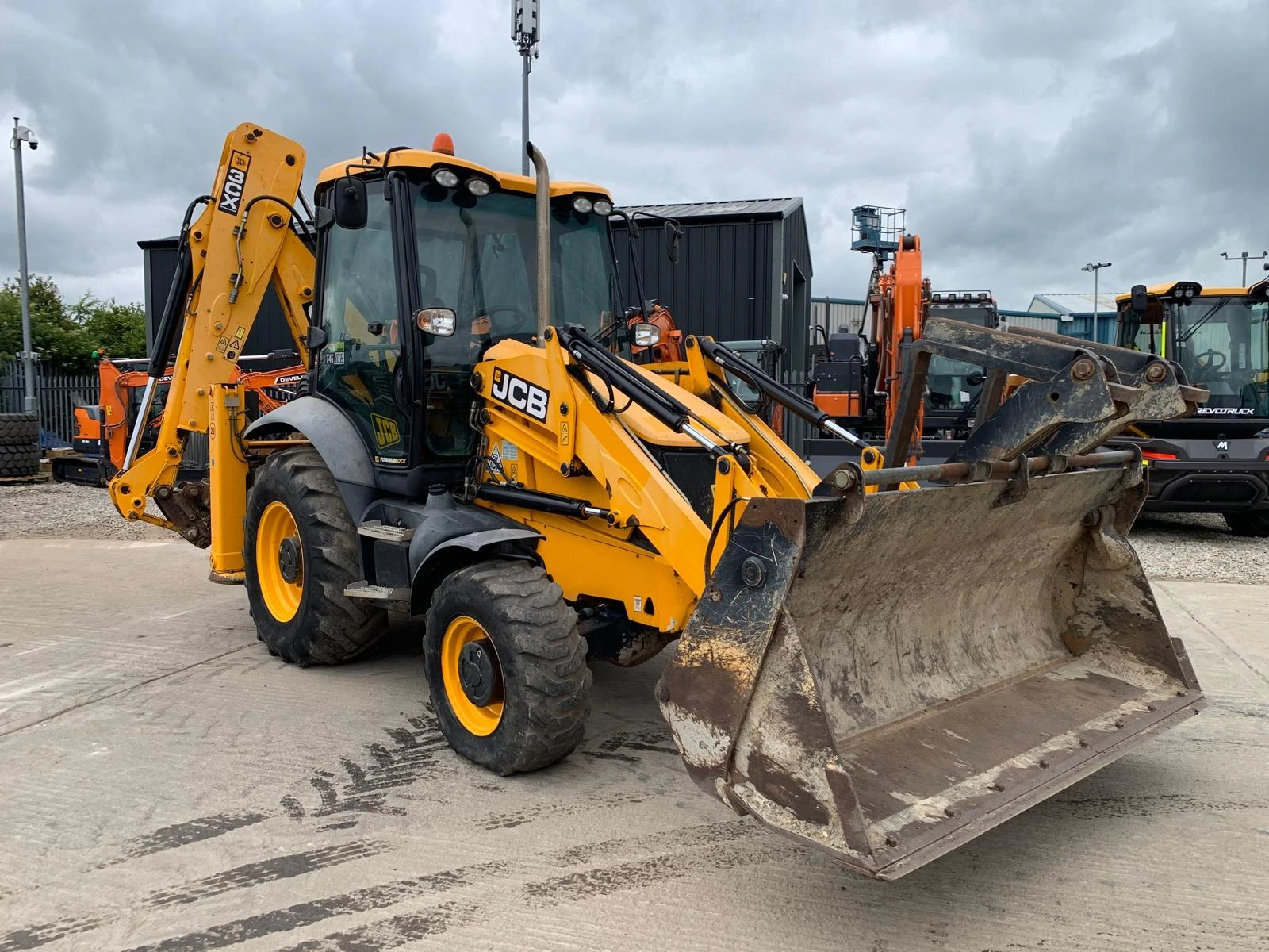 Багер JCB 3CX SITEMASTER - изображение 2
