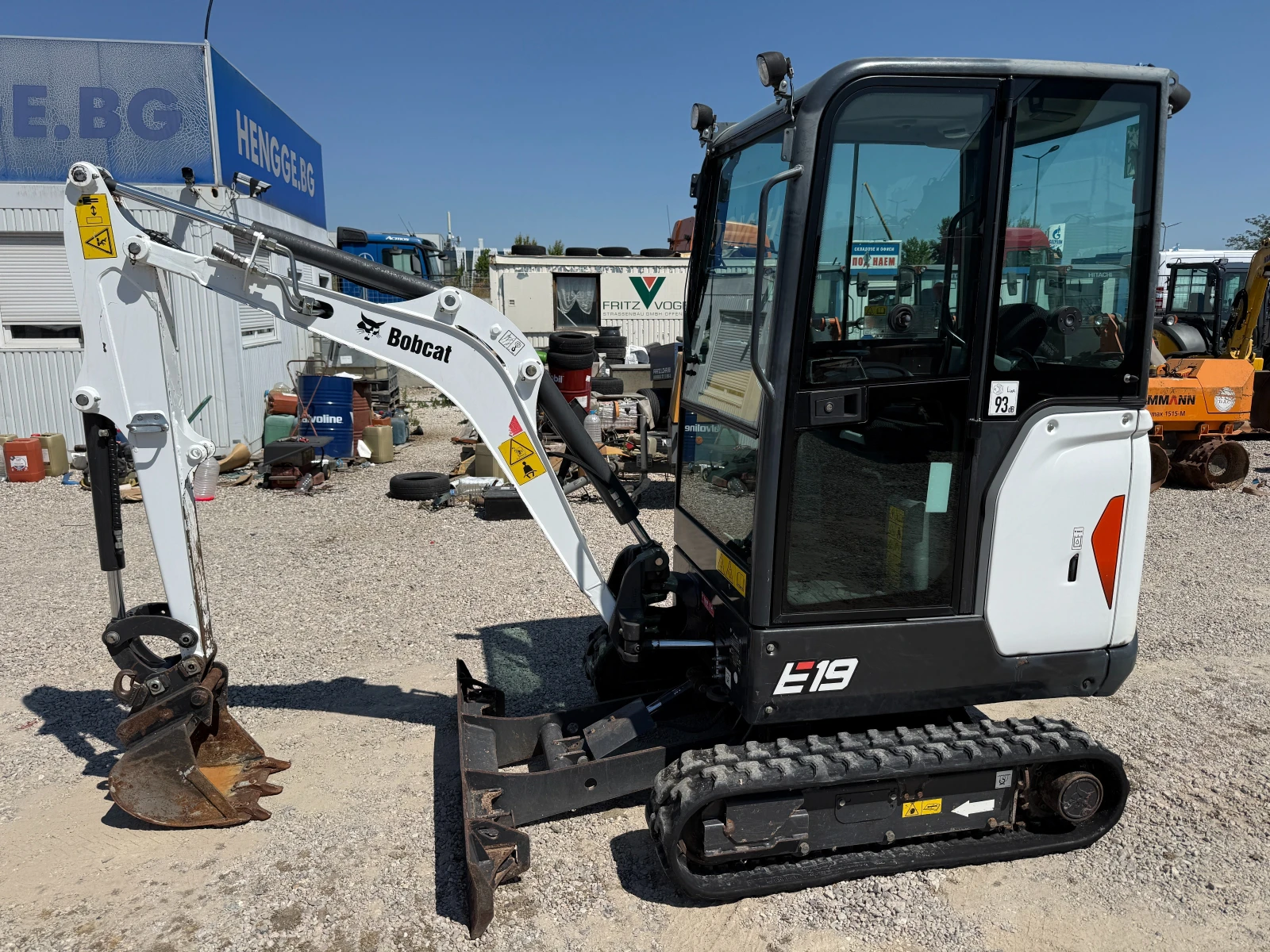 Багер Bobcat E19 - 600 моточаса, снимка 2 - Индустриална техника - 54682063