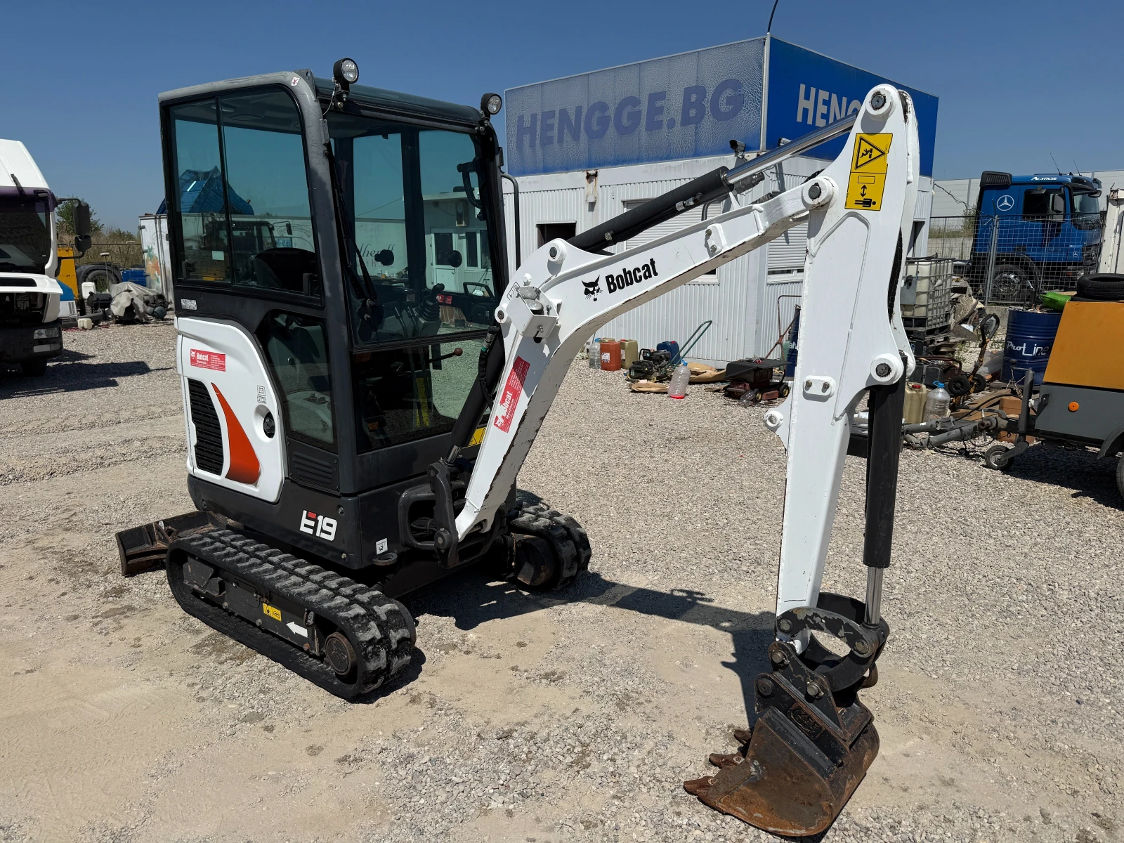 Багер Bobcat E19 - 600 моточаса, снимка 14 - Индустриална техника - 54682063
