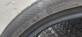 Гуми Зимни 235/40R19, снимка 8