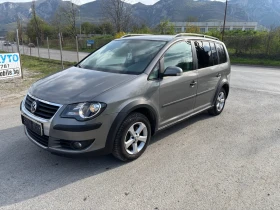 VW Touran KROSS 6 + 1 МЕСТА , снимка 2