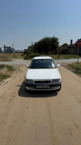 Opel Astra, снимка 2