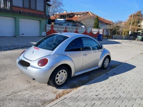 VW Beetle 2.0 клима гаражен , снимка 4