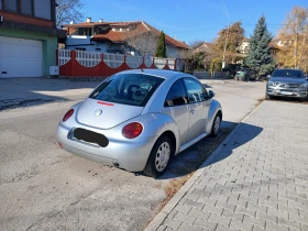 VW Beetle 2.0 клима гаражен , снимка 3