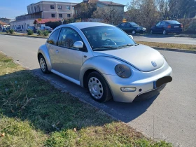 VW Beetle 2.0 клима гаражен , снимка 7