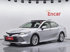 ������ Toyota Camry