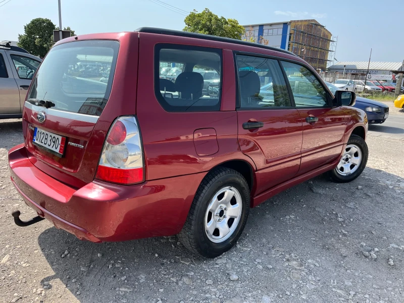 Subaru Forester 2.0R, снимка 5 - Автомобили и джипове - 47407822