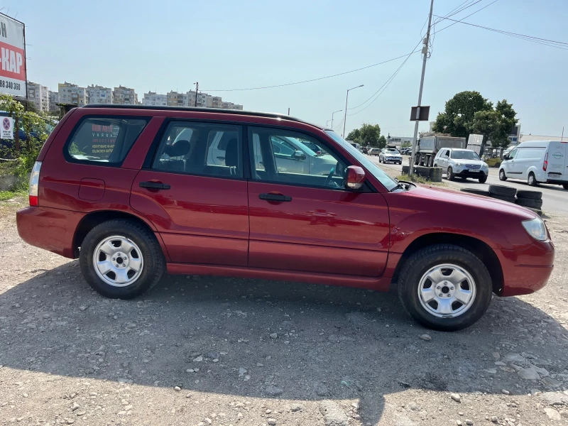 Subaru Forester 2.0R, снимка 7 - Автомобили и джипове - 47407822