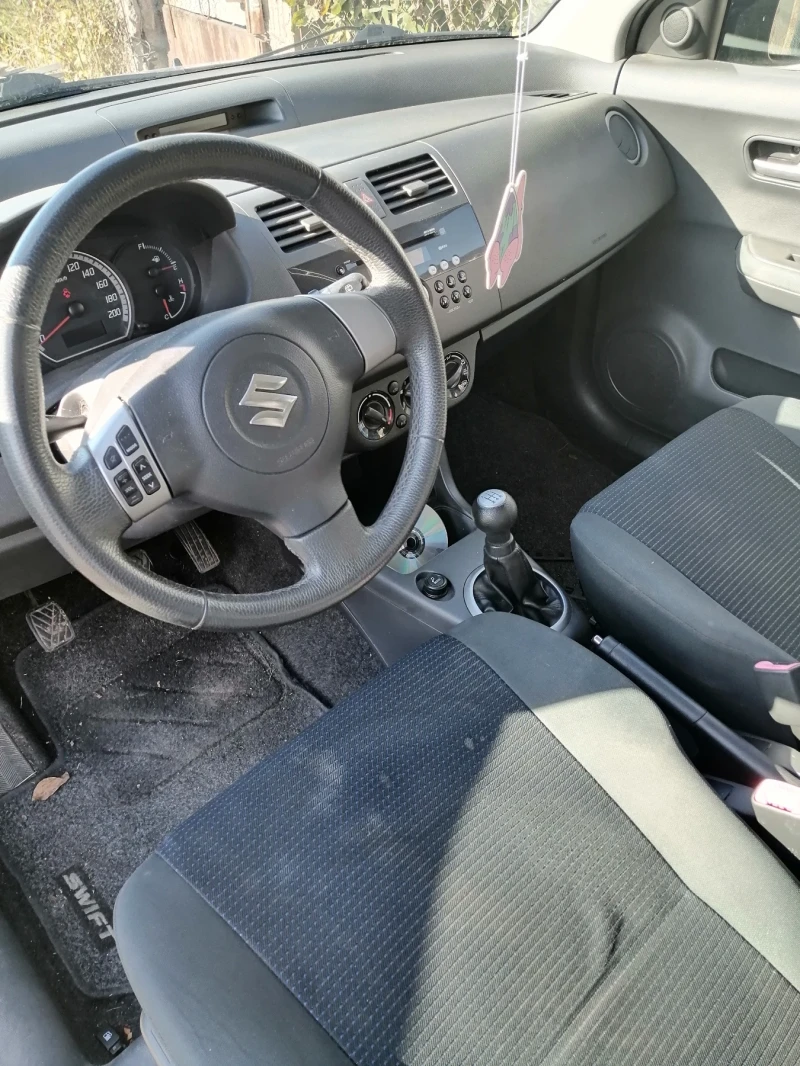 Suzuki Swift, снимка 7 - Автомобили и джипове - 48095725