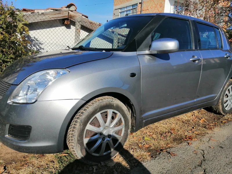 Suzuki Swift, снимка 3 - Автомобили и джипове - 48095725