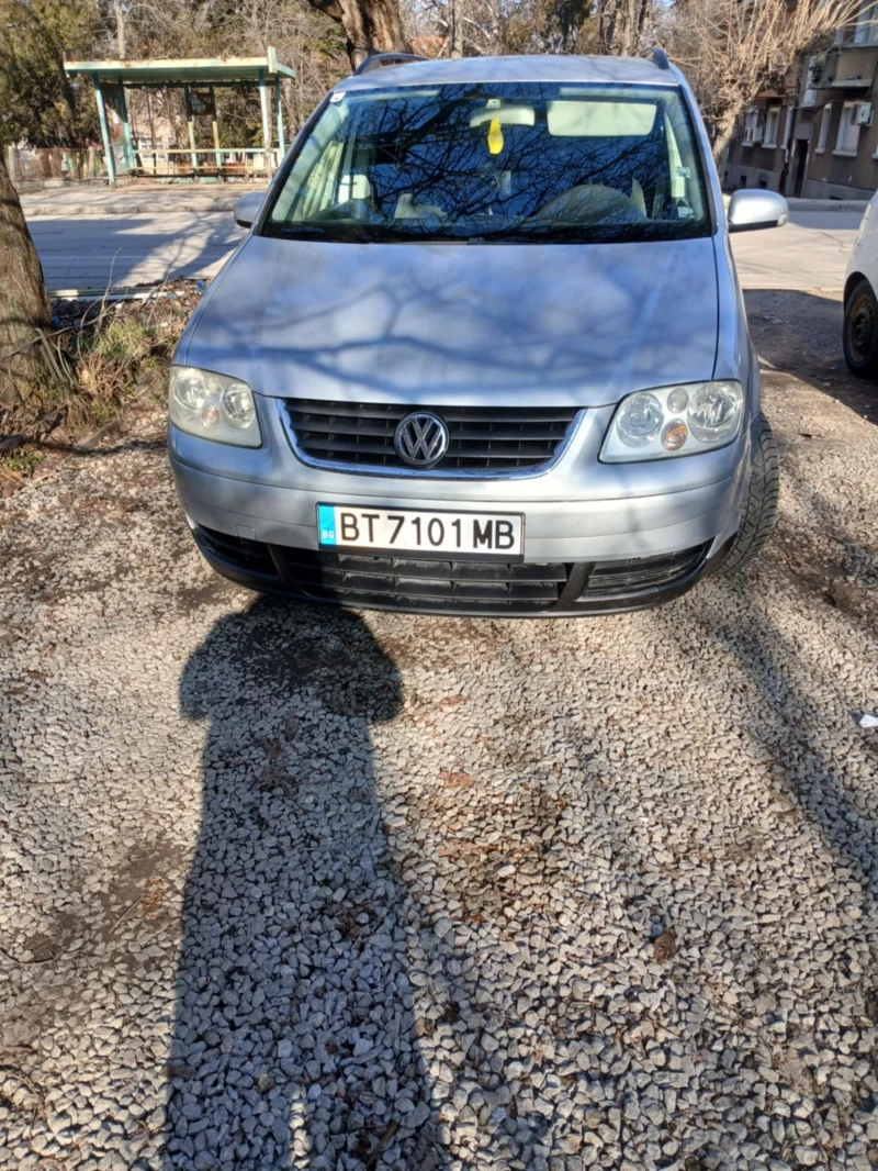 VW Touran, снимка 1 - Автомобили и джипове - 48754790