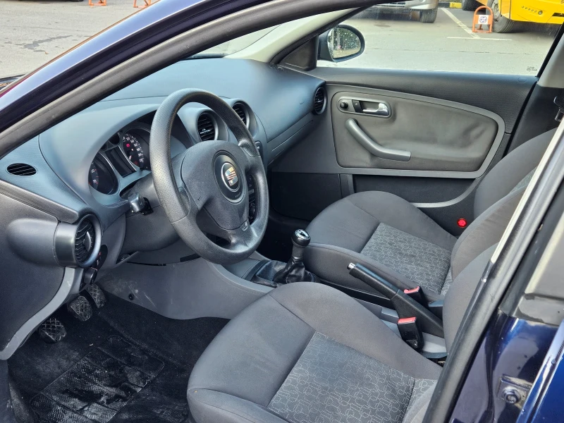 Seat Ibiza, снимка 5 - Автомобили и джипове - 49086860