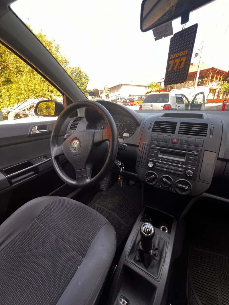 VW Polo 1.2i KLIMA, снимка 7 - Автомобили и джипове - 52258177