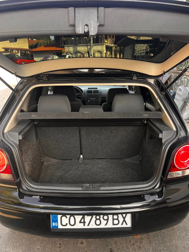 VW Polo 1.2i KLIMA, снимка 10 - Автомобили и джипове - 52258177
